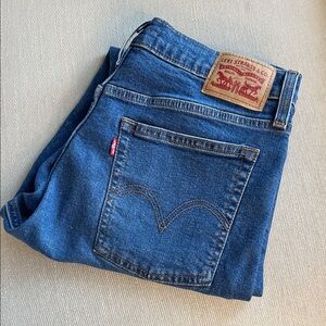 LEVI'S | Wedgie Skinny | Classic Button Fly | Size 31 | New Condition